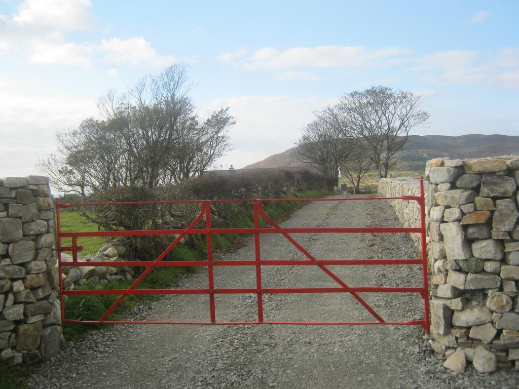 Mia'S Self Catering Holiday Cottage Donegal Claggan  Exterior photo